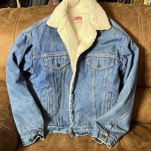Vintage Levi’s Denim Sherpa Fur Lined Jacket VNTG